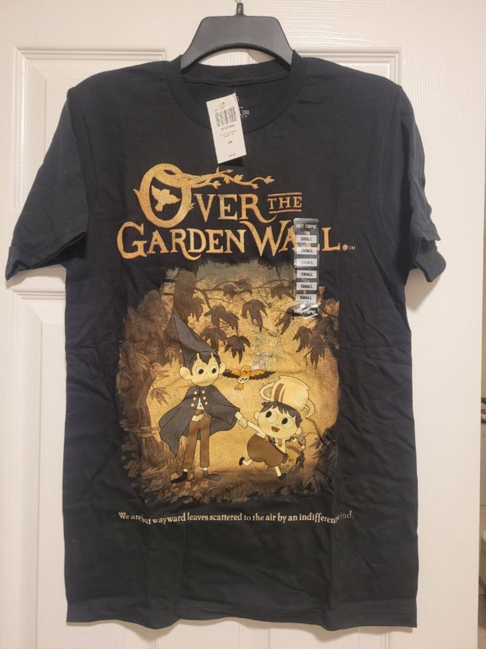 Hot Topic Over the Garden Wall Wayward Leaves Unisex S Black Graphic T-Shirt